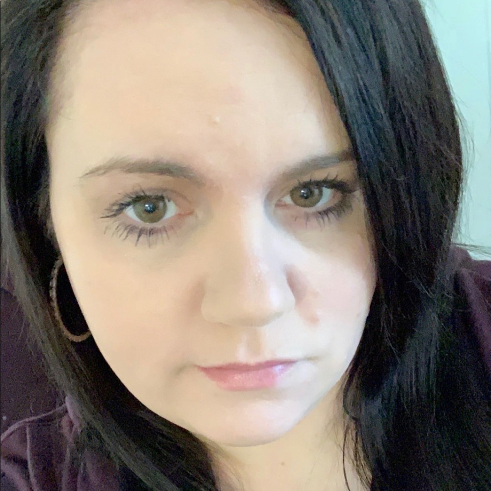 Meet your Posher, Wendy